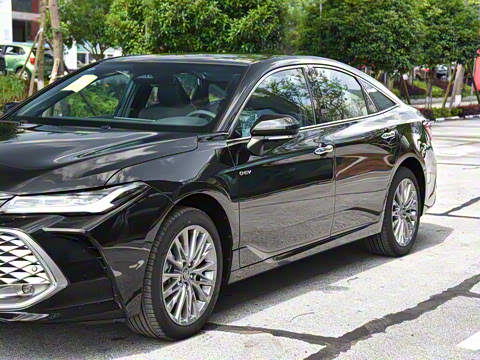 2024�� ˫�� 2.5L XLE����