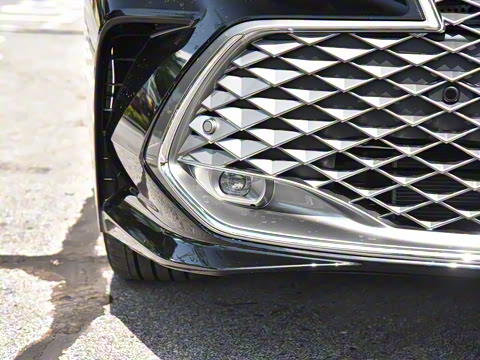 2024�� ˫�� 2.5L XLE����