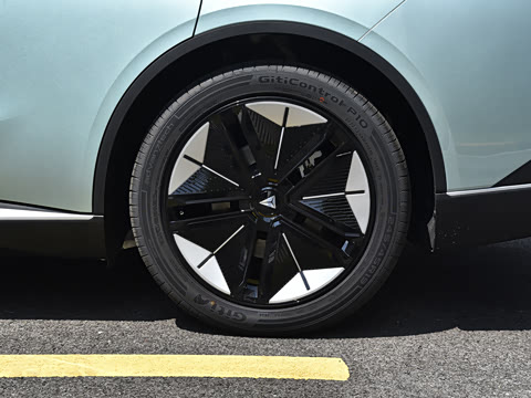 2024�� 530Plus�����