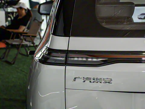 2024�� Younger ��ҫ��