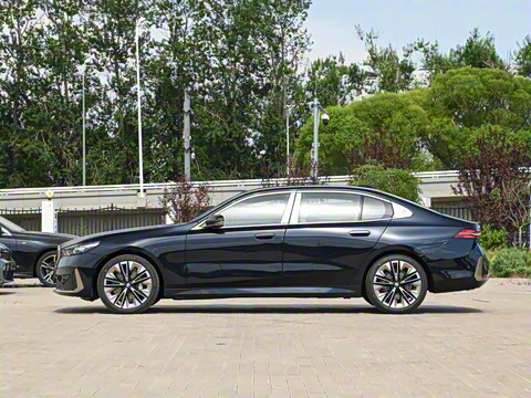 2024�� 530Li ������ ������װ