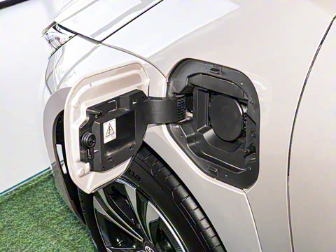 2025�� 615 Pro��