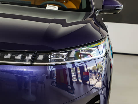 2025�� 636Ultra���Ȱ� 5��