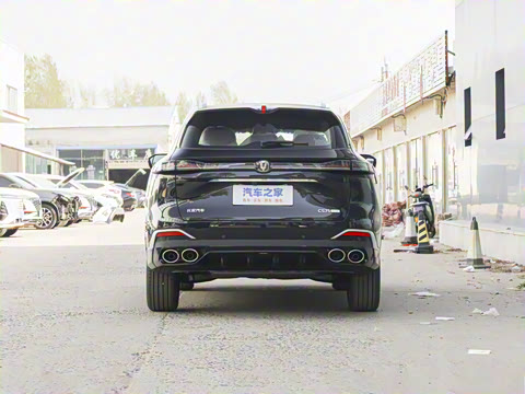 2025�� ���Ĵ� UItra 2.0T ������ �ǻ۾�����