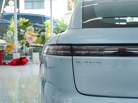 2025�� 555���˰�