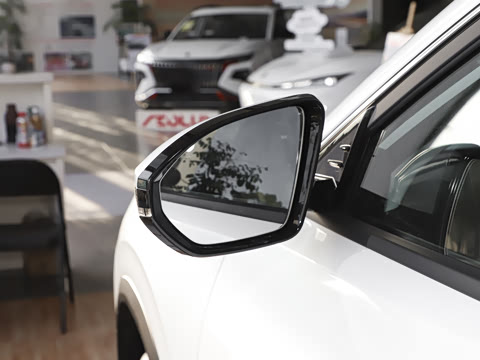 2025�� 1.5T ������