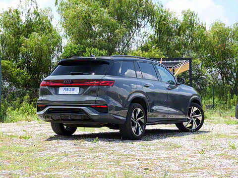 2024�� 45 TFSI quattro ������ ������װ 7��