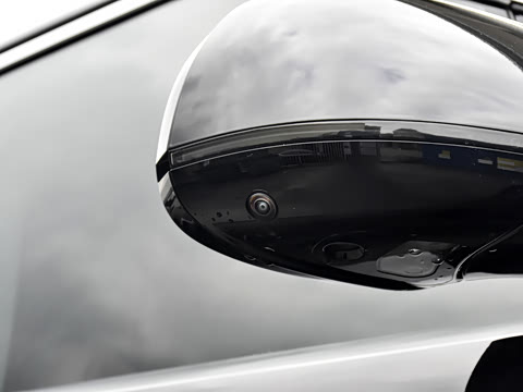 2025�� 400PS Dynamic HSE