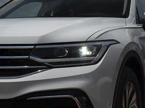 2024�� ���ڿ� 330TSI �Զ�����R-Line��ҫ��