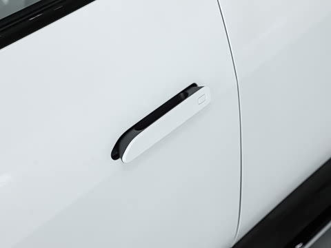 2024�� 700 ���������������