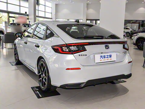 2023�� HATCHBACK 2.0L e:HEV ���ذ�