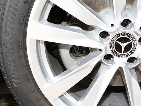 2024�� �Ŀ� S 400 L ������