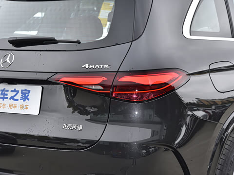 2025�� GLC 260 L 4MATIC ������