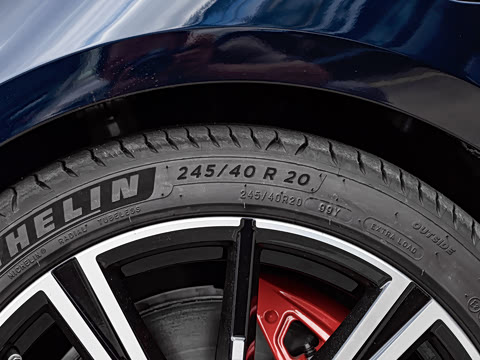 2024�� xDrive M60