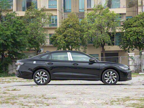 2025�� Pro 300TSI �ǿ���ҫ��