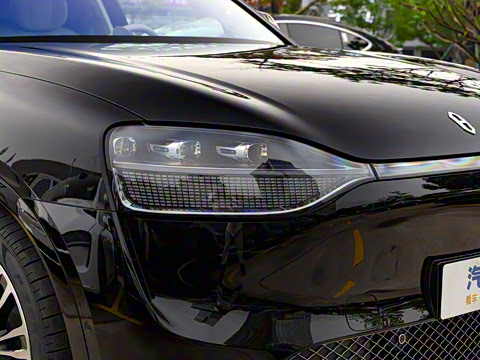 2025�� ���� Ultra�� 100kWh 6����