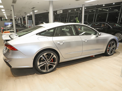 2024�� 2.9 TFSI quattro