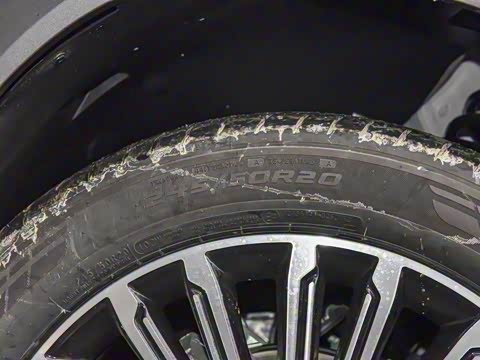 2025�� 2.0T ˫������������� 7��