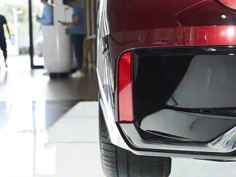 2023�� 740Li ������ M�˶���װ