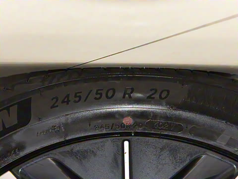 2025�� 825 Max��