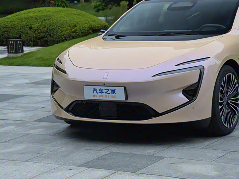 2025�� Ultra���̰�