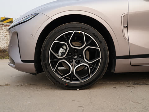 2025��  ���� ����� 525 �����