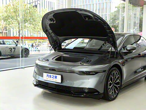 2024�� �����Ǽݰ� 100kWh