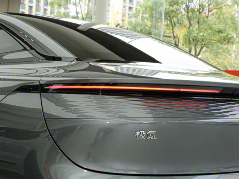 2024�� �����Ǽݰ� 100kWh