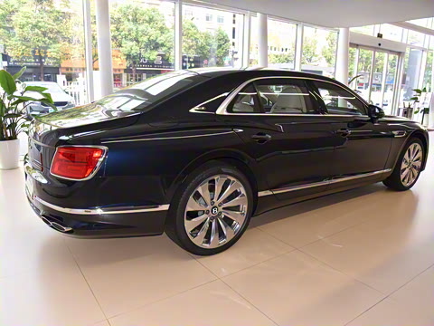 2024�� V8 Edition 8