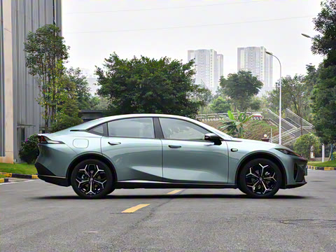 2024�� 230Max���̰�