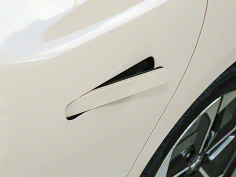 2025�� 620 �������� Plus