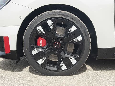 2025�� JOHN COOPER WORKS