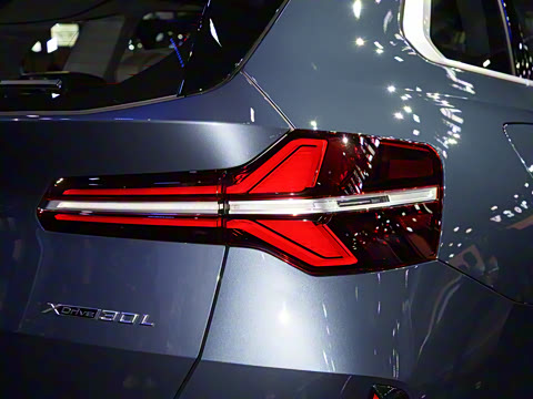 2025�� xDrive30L ������ M�˶���װ