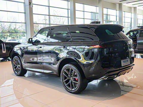 2025�� 400PS Dynamic SE