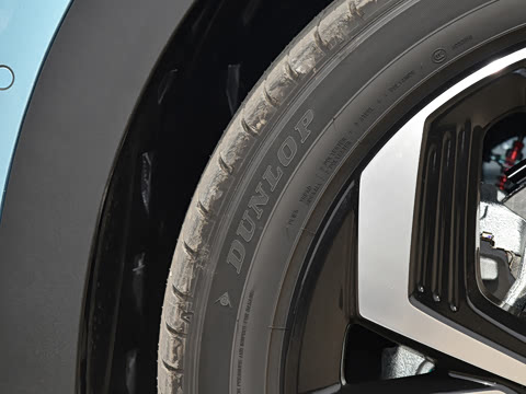 2025�� 215Max ��ΪǬ���Ǽ�ADS SE���̰�