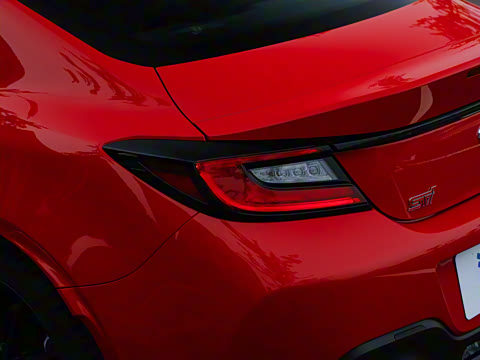 2025�� 2.4L �Զ���EyeSight STI Sport