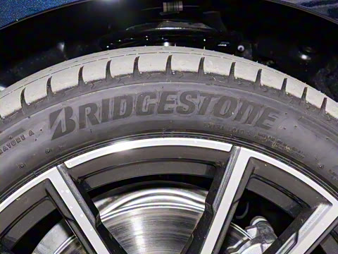 2025�� 325i M�˶���װ