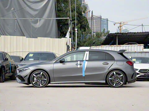 2025�� AMG A 35 4MATIC