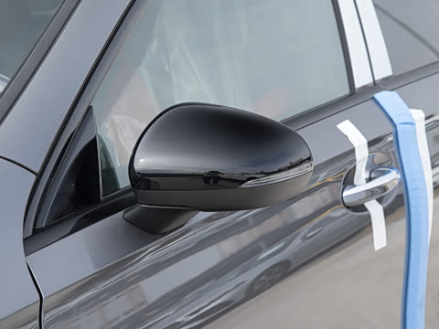 2025�� AMG A 35 4MATIC