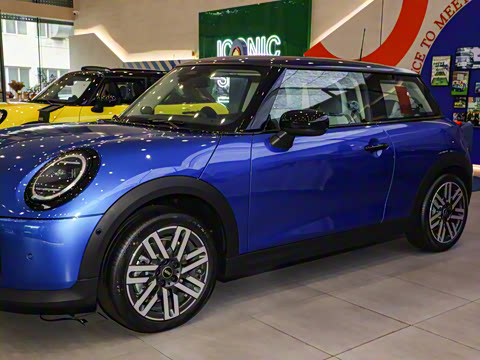 2025�� 1.5T COOPER ������