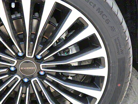 2025�� 400T ���������