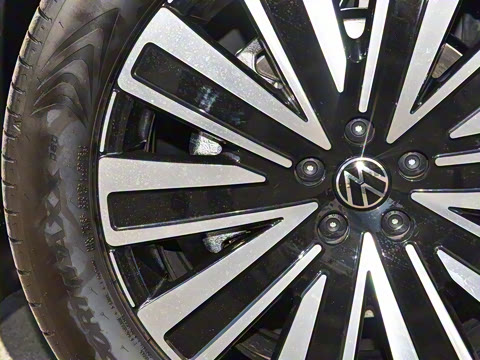 2024��  330TSI ����Ѳ�� ������