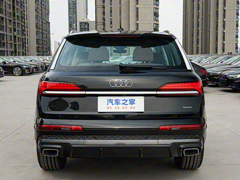 2025�� 45 TFSI quattro S line�˶���