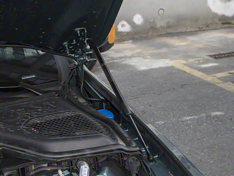 2025�� E 300 ʱ�����˶���