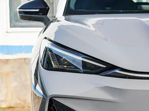 2024�� �Ŀ� Ultra ��������