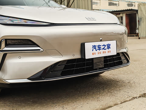 2026�� 225km EM-i Զ�����ǺӰ�