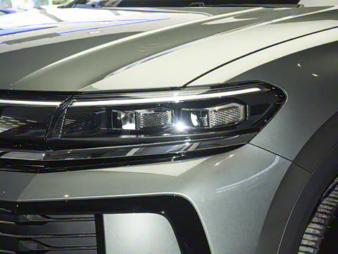 2026�� 450TSI �������� 7��