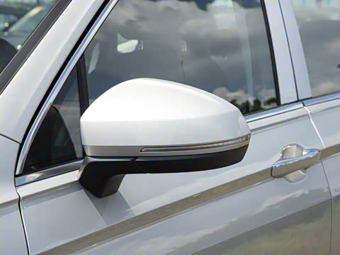 2025�� ���ڿ� 300TSI �Զ��������ڰ�