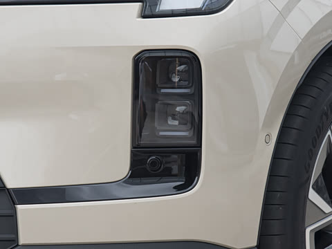 2026�� ������������Plus