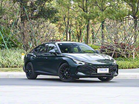 2026�� 2.0T Trophy+ �����Ǽݰ�